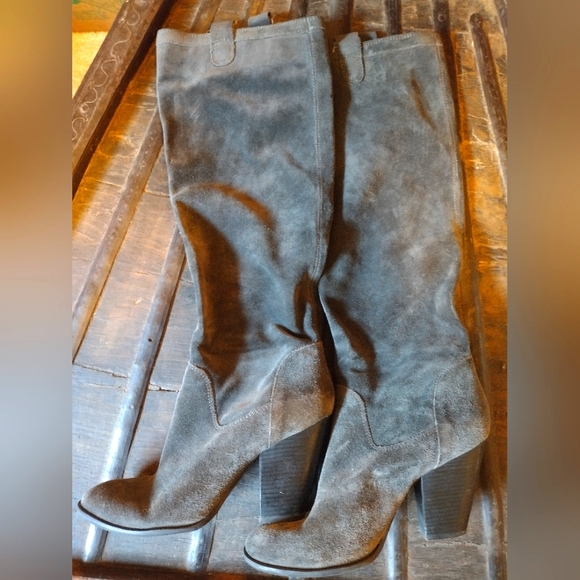 Vince Camuto Gray Braden Boots Size 9.5 - Picture 4 of 8